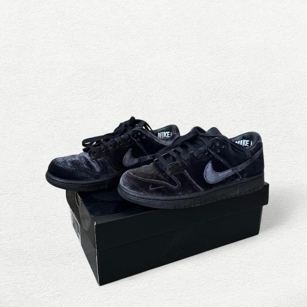 Nike x Dover Street Market Dunk Low in Triple Black Velvet